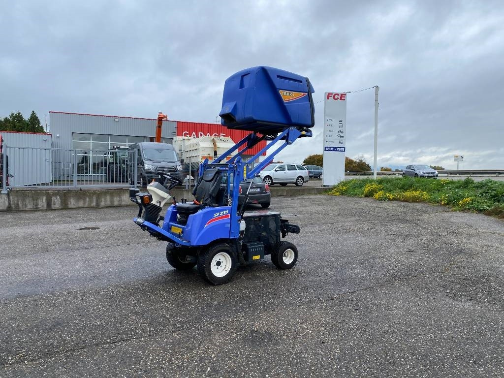 Iseki SF 235F 1er Main endommagée - Газонокосилка: фото 2 Iseki SF 235F 1er Main endommagée - Газонокосилка: фото 2