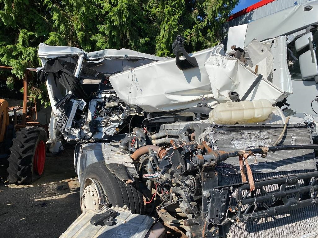 Renault T460 Vente en pièces détachée - Тягач: фото 4 Renault T460 Vente en pièces détachée - Тягач: фото 4