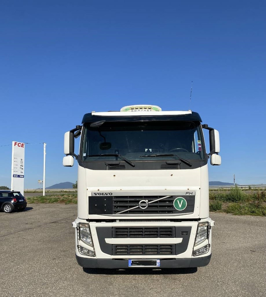 Volvo FH 540 Retarder / HIAB 1055E A réparer  - Тягач: фото 4 Volvo FH 540 Retarder / HIAB 1055E A réparer  - Тягач: фото 4