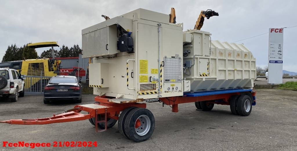 UNIVAC ASPIRATEUR MOBILE UNIVAC SC90DAV9AR-C - Ассенизатор: фото 1 UNIVAC ASPIRATEUR MOBILE UNIVAC SC90DAV9AR-C - Ассенизатор: фото 1