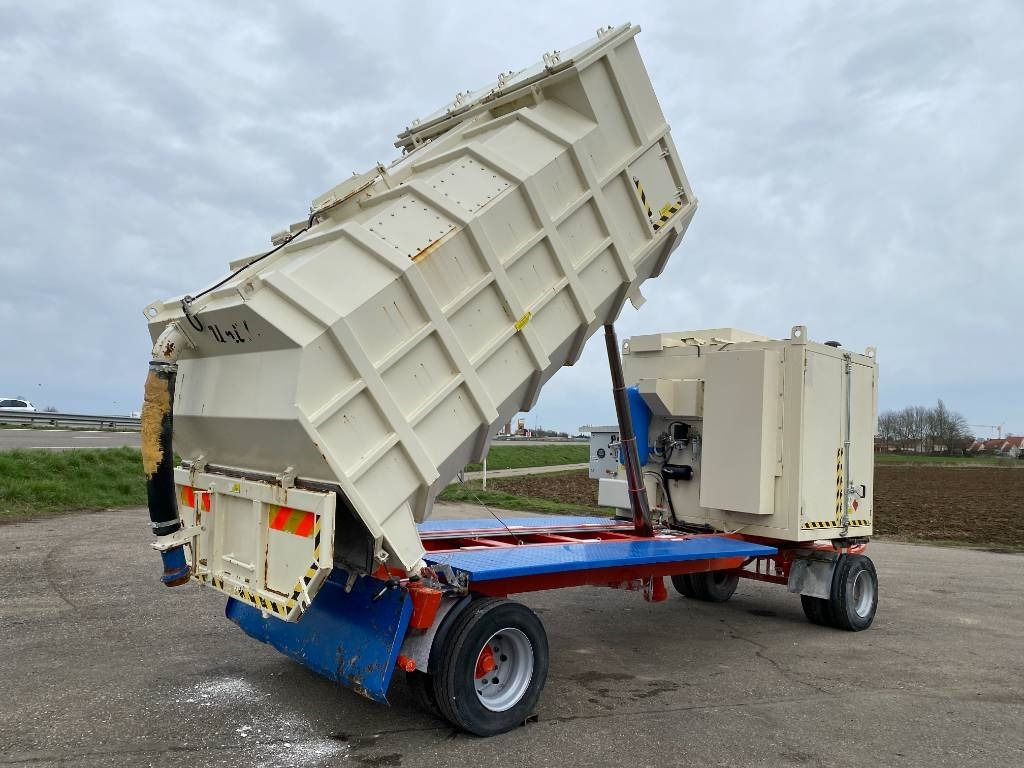 UNIVAC ASPIRATEUR MOBILE UNIVAC SC90DAV9AR-C - Ассенизатор: фото 5 UNIVAC ASPIRATEUR MOBILE UNIVAC SC90DAV9AR-C - Ассенизатор: фото 5