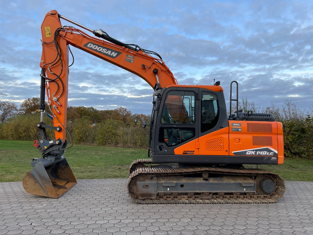 Doosan DX140LC-7 - Гусеничный экскаватор: фото 3 Doosan DX140LC-7 - Гусеничный экскаватор: фото 3