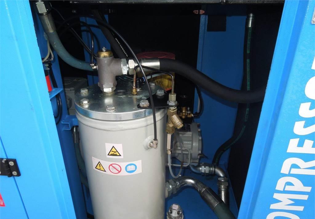 EKOMAK KOMPRESOR ŚRUBOWY 30KW FALOWNIK 2010R!!! - Воздушный компрессор: фото 2 EKOMAK KOMPRESOR ŚRUBOWY 30KW FALOWNIK 2010R!!! - Воздушный компрессор: фото 2