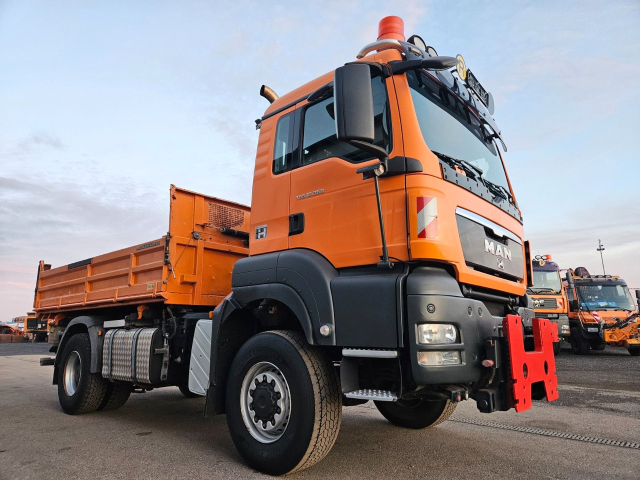 MAN TGS 18.360 4x4 BL Euro5 Meiller - Самосвал: фото 4 MAN TGS 18.360 4x4 BL Euro5 Meiller - Самосвал: фото 4