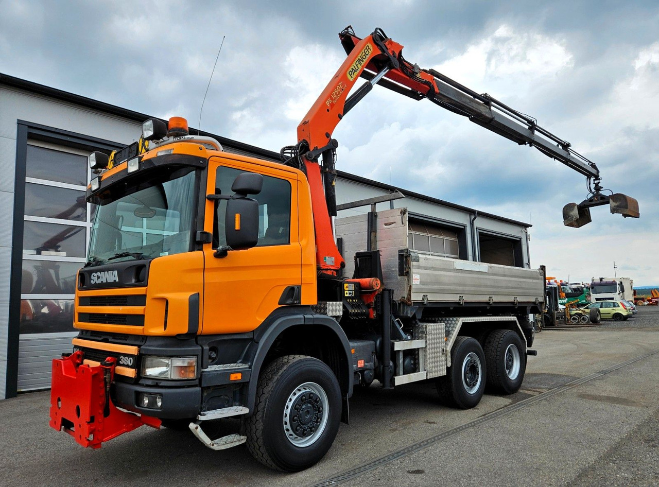 Scania P114 380 6x4-4 Palfinger PK12502 Kran Funk - Самосвал, Автоманипулятор: фото 1 Scania P114 380 6x4-4 Palfinger PK12502 Kran Funk - Самосвал, Автоманипулятор: фото 1