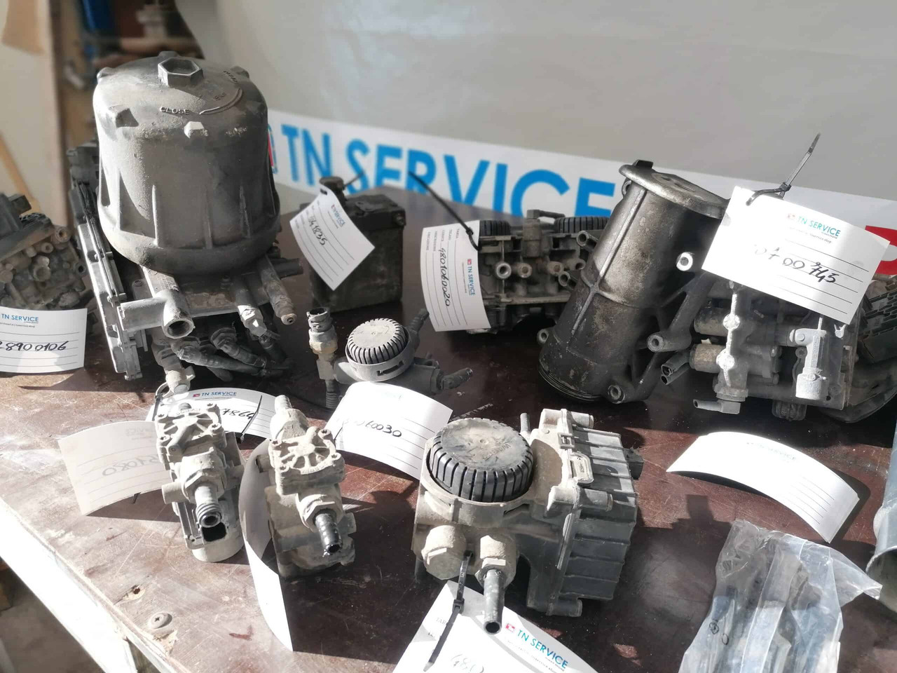 Valvole Pneumatiche - Тормозной клапан для Грузовиков: фото 2 Valvole Pneumatiche - Тормозной клапан для Грузовиков: фото 2