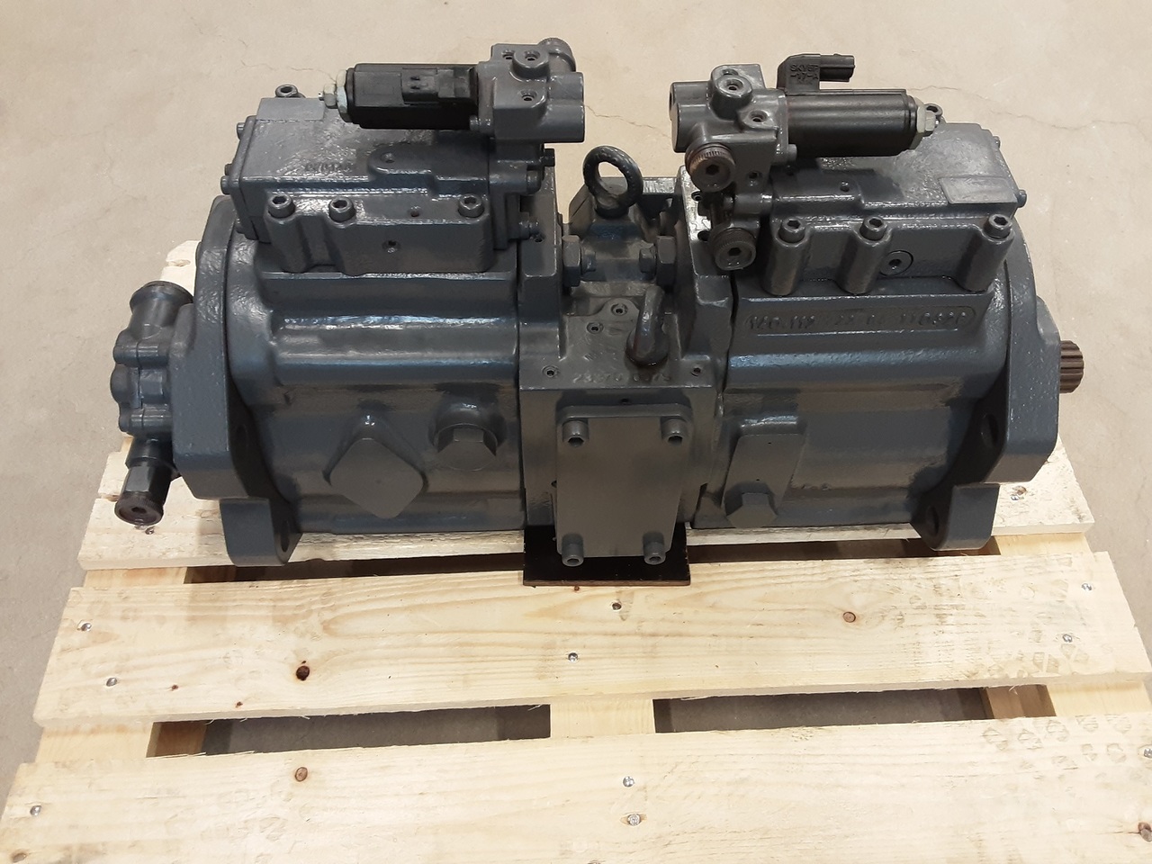 Kawasaki K3V112DTP1P9R-1E32-AV - Гидравлический насос для Гусеничных экскаваторов: фото 3 Kawasaki K3V112DTP1P9R-1E32-AV - Гидравлический насос для Гусеничных экскаваторов: фото 3