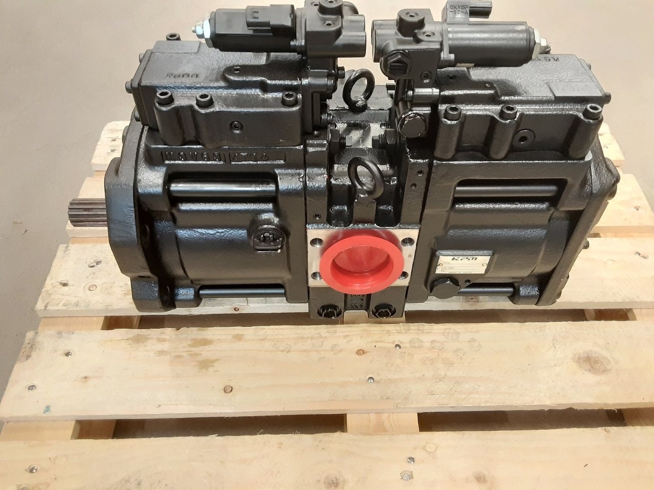 Kawasaki YY10V00001F6 - Гидравлический насос для Гусеничных экскаваторов: фото 1 Kawasaki YY10V00001F6 - Гидравлический насос для Гусеничных экскаваторов: фото 1