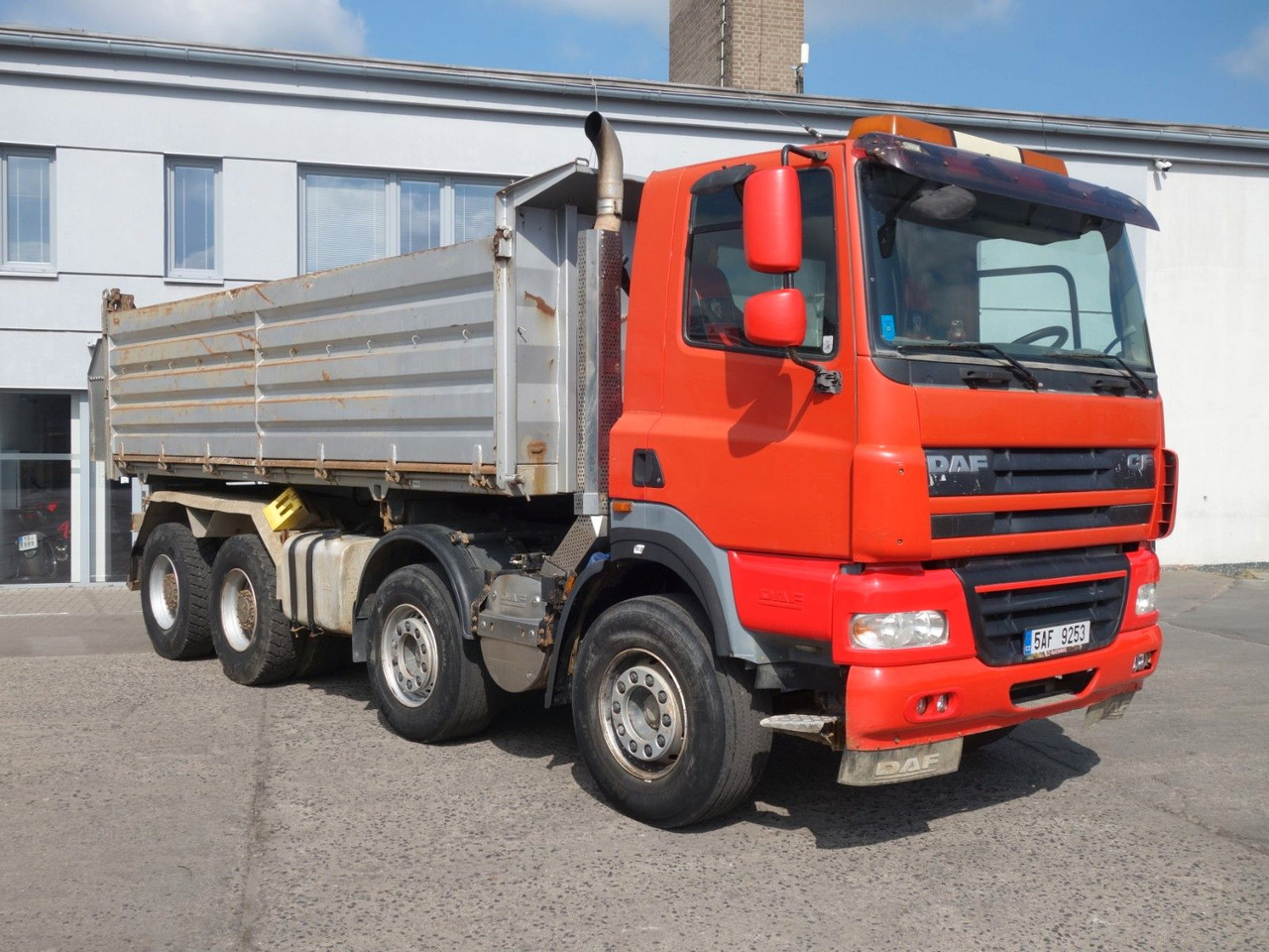 DAF CF85.410 8x4 mit Meiller - Самосвал: фото 3 DAF CF85.410 8x4 mit Meiller - Самосвал: фото 3