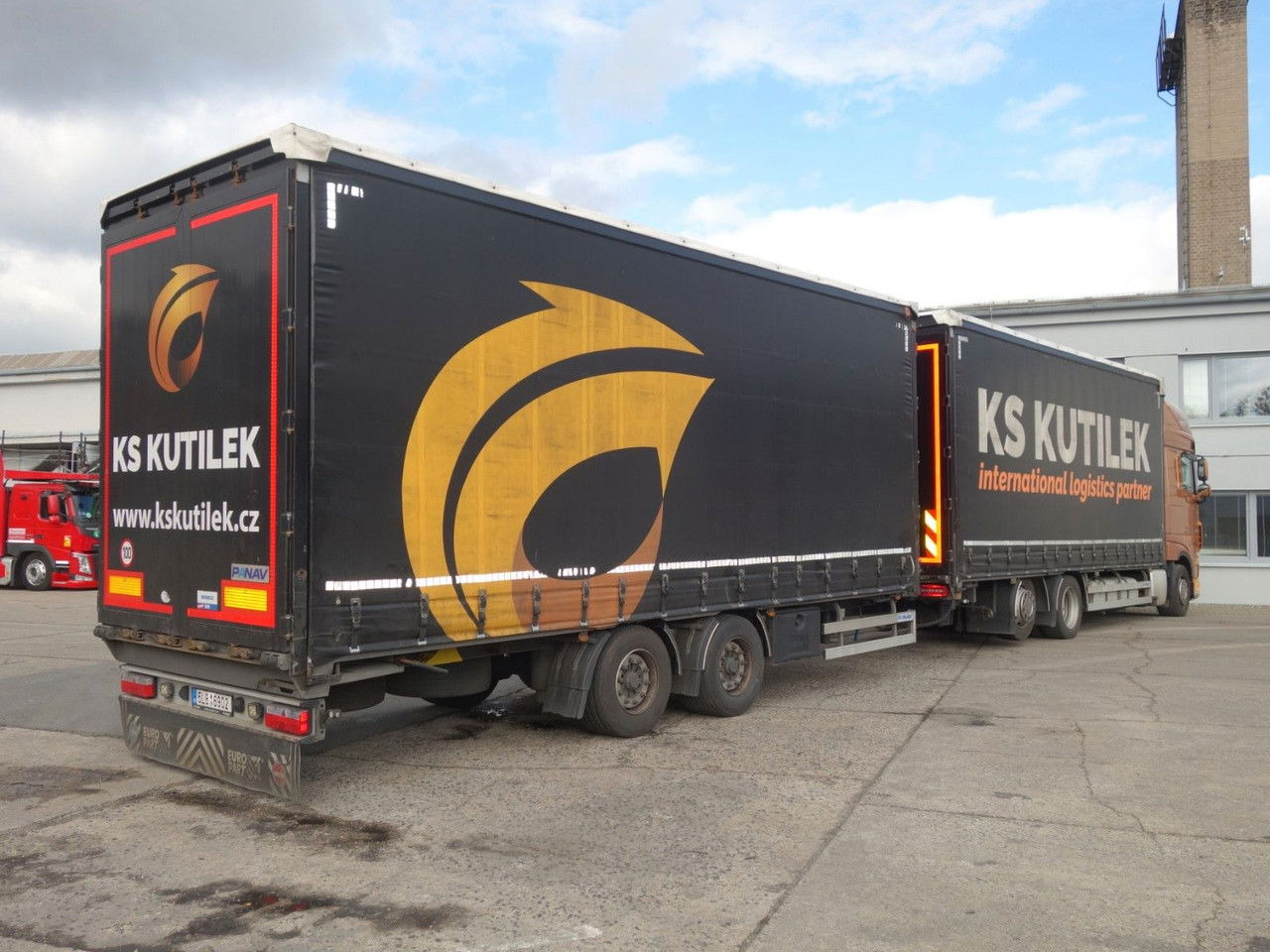 DAF XF 480 SSC, 120 cbm, Durchfahren - Тентованный грузовик: фото 3 DAF XF 480 SSC, 120 cbm, Durchfahren - Тентованный грузовик: фото 3