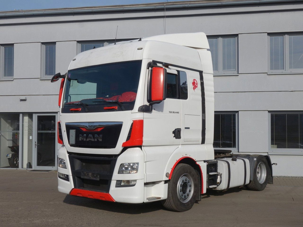 MAN TGX 18.440 XLX E6 ST, Retarder - Тягач: фото 2 MAN TGX 18.440 XLX E6 ST, Retarder - Тягач: фото 2