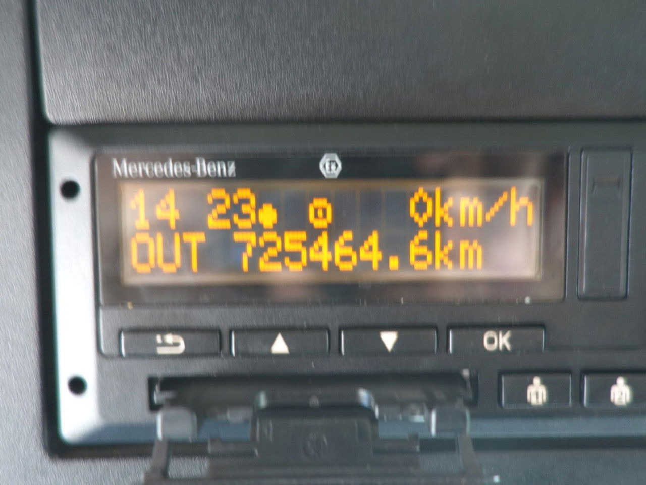 Тягач Mercedes-Benz Actros 1848 Giga Space, Standard: фото 18