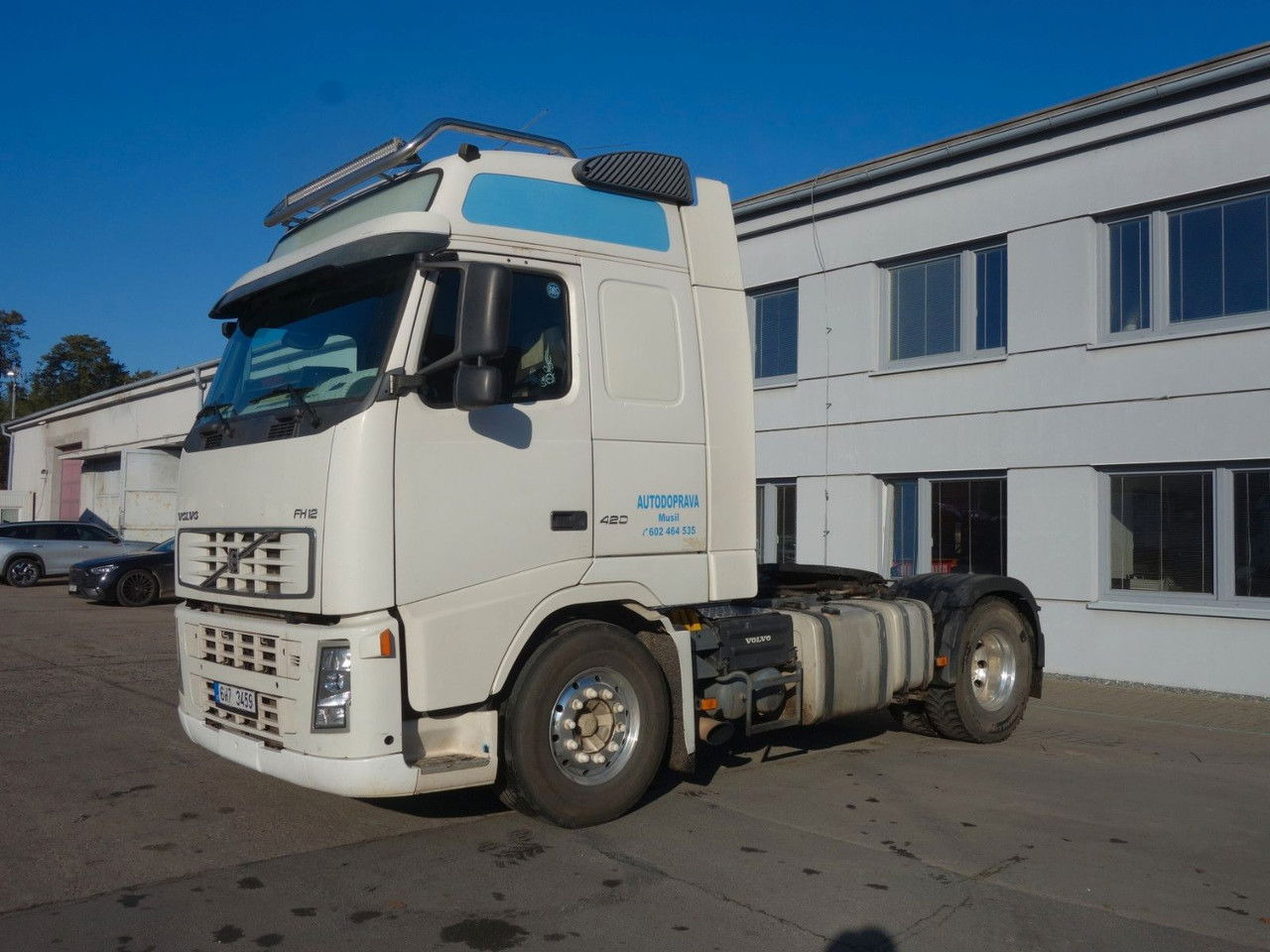 Volvo FH 12.420 Standard, Kipphydraulik - Тягач: фото 1 Volvo FH 12.420 Standard, Kipphydraulik - Тягач: фото 1