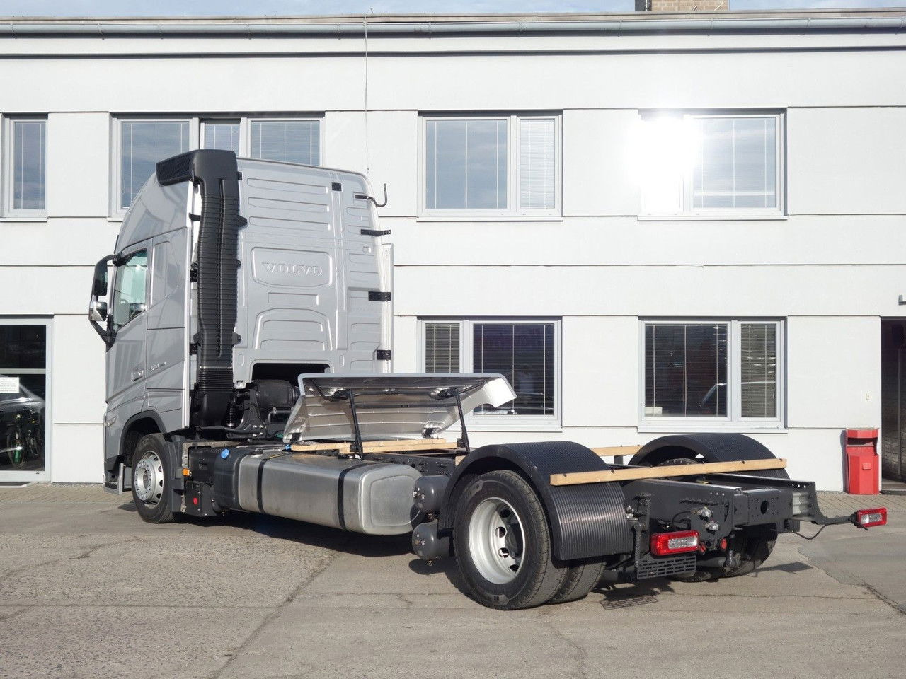 Volvo FH 13 XL 460 Turbo Compound Neue - Грузовик-контейнеровоз/ Сменный кузов: фото 5 Volvo FH 13 XL 460 Turbo Compound Neue - Грузовик-контейнеровоз/ Сменный кузов: фото 5