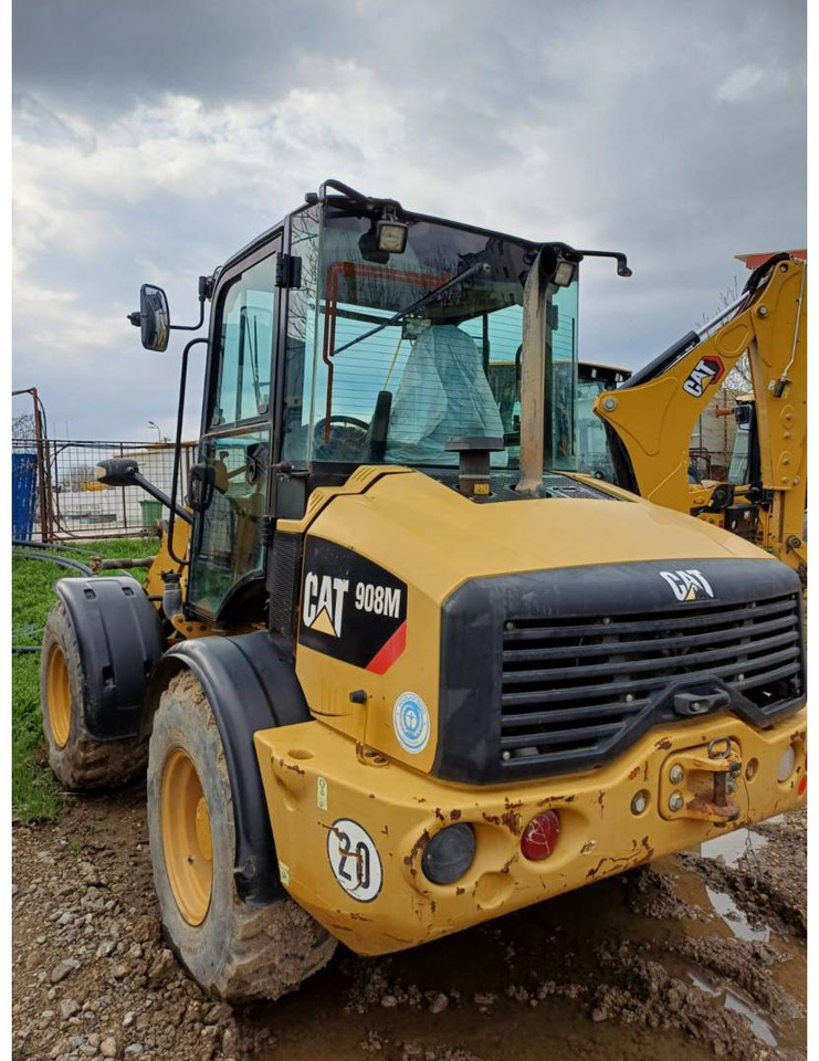 CAT 908M - Колёсный погрузчик: фото 4 CAT 908M - Колёсный погрузчик: фото 4