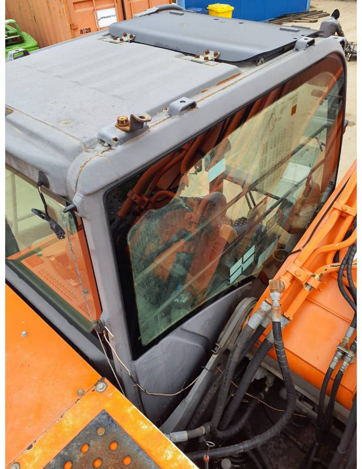 HITACHI ZX2400N-3 - Гусеничный экскаватор: фото 2 HITACHI ZX2400N-3 - Гусеничный экскаватор: фото 2