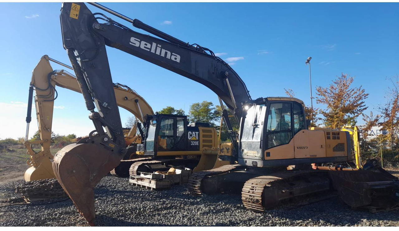 VOLVO EC210CN - Гусеничный экскаватор: фото 1 VOLVO EC210CN - Гусеничный экскаватор: фото 1