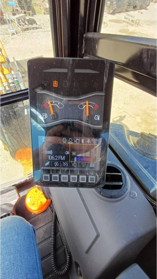 CAT 302.7CR - Гусеничный экскаватор: фото 5 CAT 302.7CR - Гусеничный экскаватор: фото 5