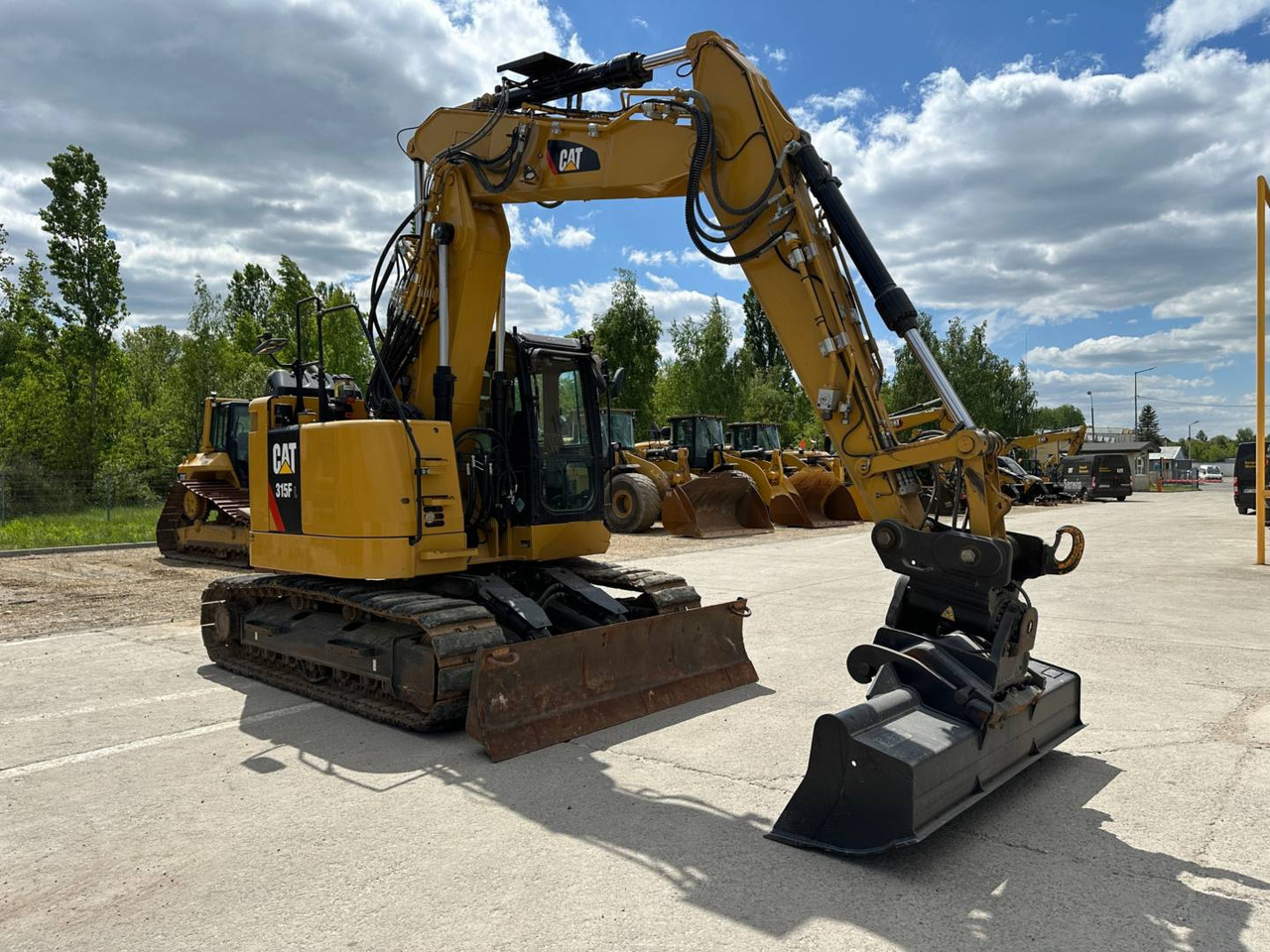CAT 315FLCR - Гусеничный экскаватор: фото 2 CAT 315FLCR - Гусеничный экскаватор: фото 2
