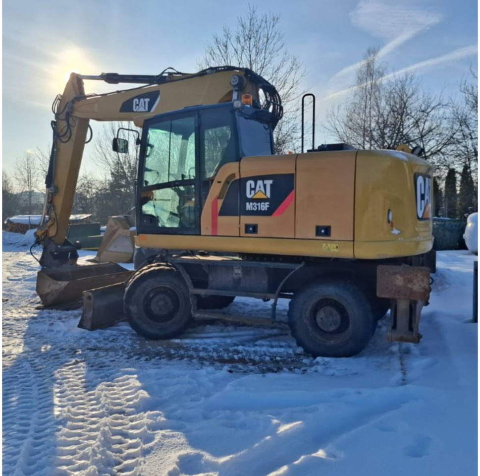 CAT M316F - Колёсный экскаватор: фото 4 CAT M316F - Колёсный экскаватор: фото 4
