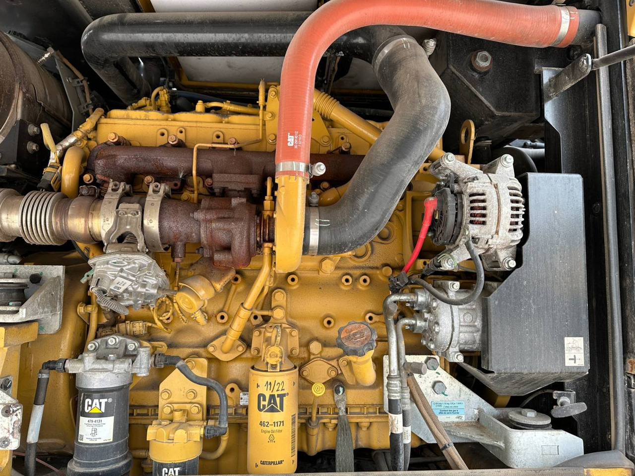 Колёсный экскаватор CAT MH3022: фото 7 Колёсный экскаватор CAT MH3022: фото 7