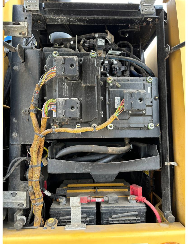 Колёсный экскаватор CAT MH3022: фото 31 Колёсный экскаватор CAT MH3022: фото 31