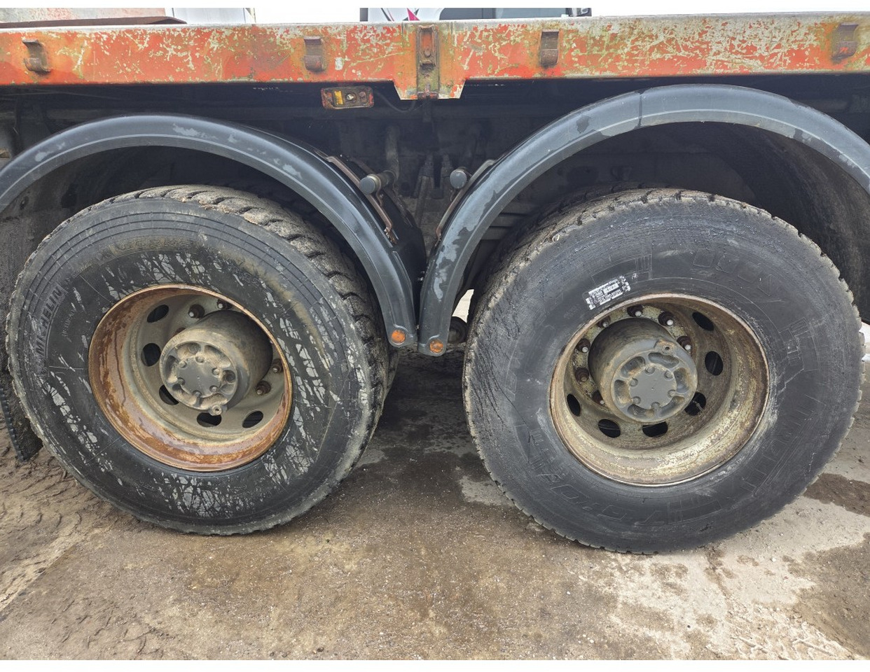 Renault Kerax 430 8X4 Flatbed Crane HIAB 211EP 21 ton 4 Extensions - Грузовик бортовой/ Платформа, Автоманипулятор: фото 5 Renault Kerax 430 8X4 Flatbed Crane HIAB 211EP 21 ton 4 Extensions - Грузовик бортовой/ Платформа, Автоманипулятор: фото 5