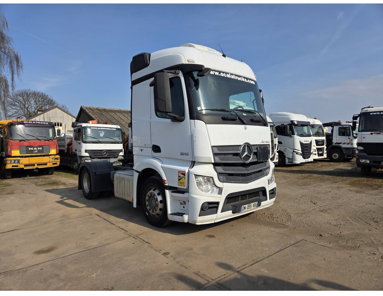 Mercedes Actros 1843 4X2 StreamSpace Retarder Parking Air conditioning PTO - Тягач: фото 3 Mercedes Actros 1843 4X2 StreamSpace Retarder Parking Air conditioning PTO - Тягач: фото 3