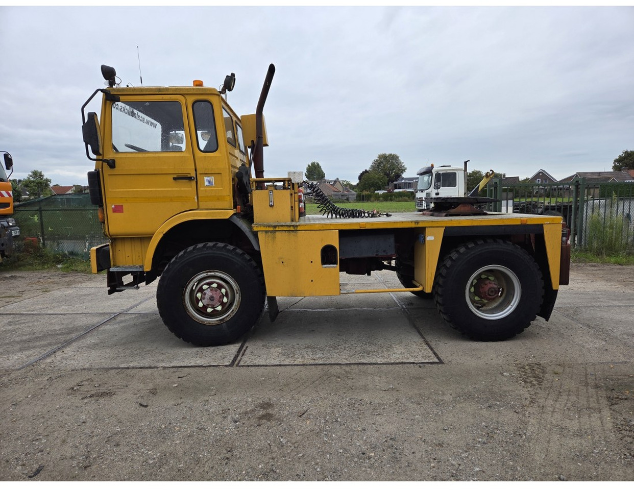 RENAULT M170 4x4 TRACTOR UNIT FULL SPRING SUSPENSION VERY LOW MILEAGE - Тягач: фото 3 RENAULT M170 4x4 TRACTOR UNIT FULL SPRING SUSPENSION VERY LOW MILEAGE - Тягач: фото 3