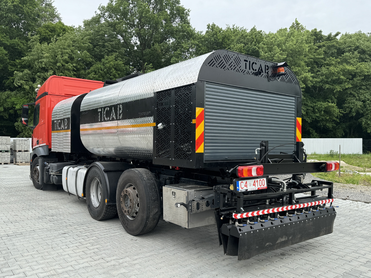 TICAB Asphalt Distributor, 8000 L, Аutonomous Asphalt Sprayer, Manufacturer - Автобетононасос: фото 5 TICAB Asphalt Distributor, 8000 L, Аutonomous Asphalt Sprayer, Manufacturer - Автобетононасос: фото 5