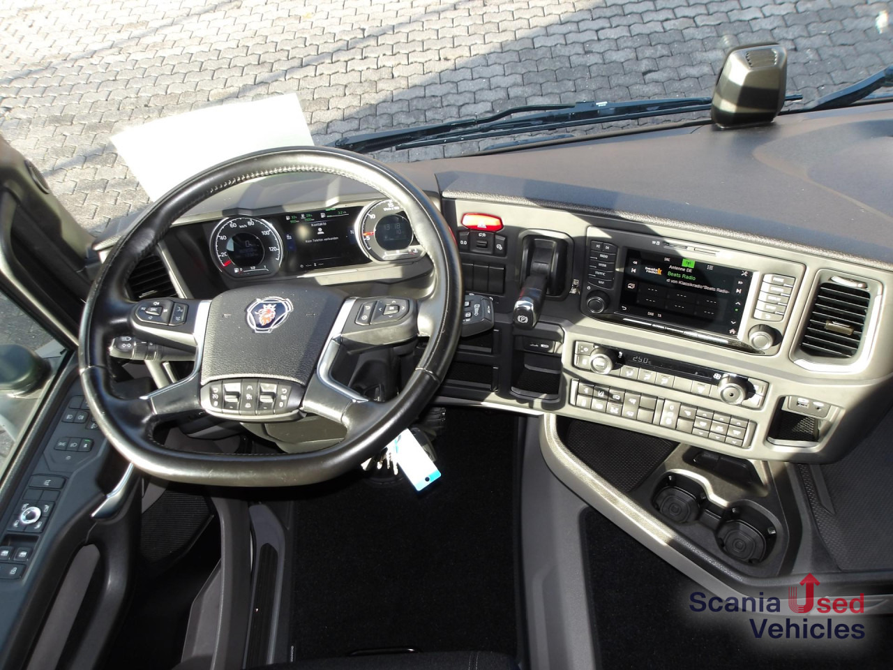 Тягач SCANIA R 460 EB - MEGA - HIGHLINE - 2x TANKs - ACC: фото 14 Тягач SCANIA R 460 EB - MEGA - HIGHLINE - 2x TANKs - ACC: фото 14