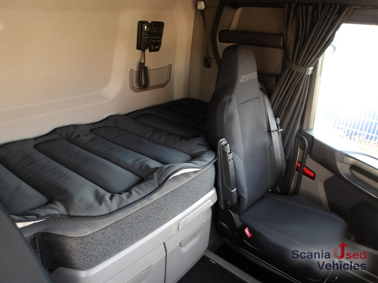 Тягач SCANIA R 460 EB - MEGA - HIGHLINE - 2x TANKs - ACC: фото 13 Тягач SCANIA R 460 EB - MEGA - HIGHLINE - 2x TANKs - ACC: фото 13