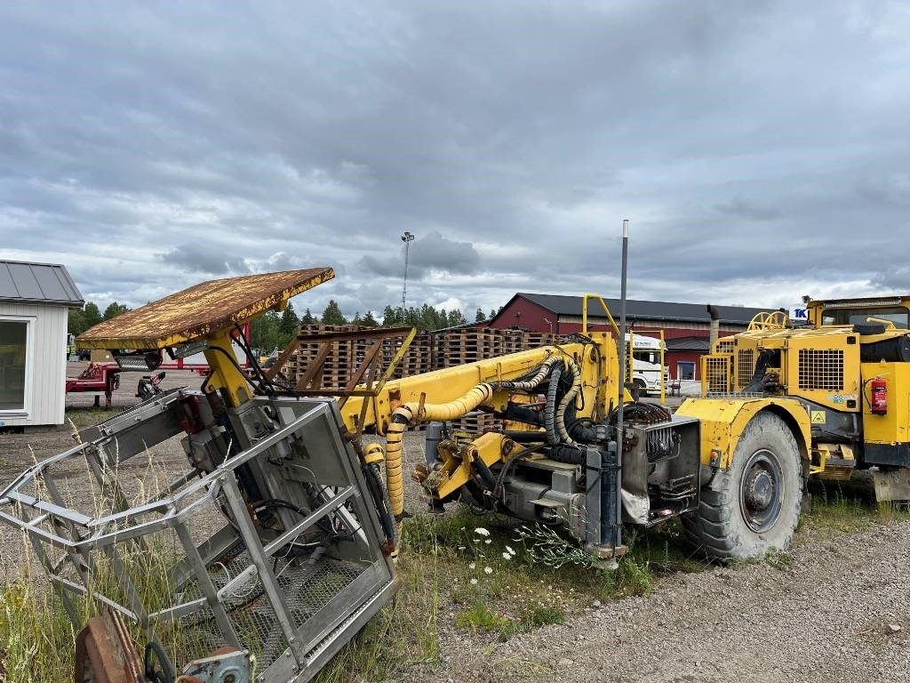 Atlas Copco Chargetec UV 3 - Буровая машина: фото 3 Atlas Copco Chargetec UV 3 - Буровая машина: фото 3
