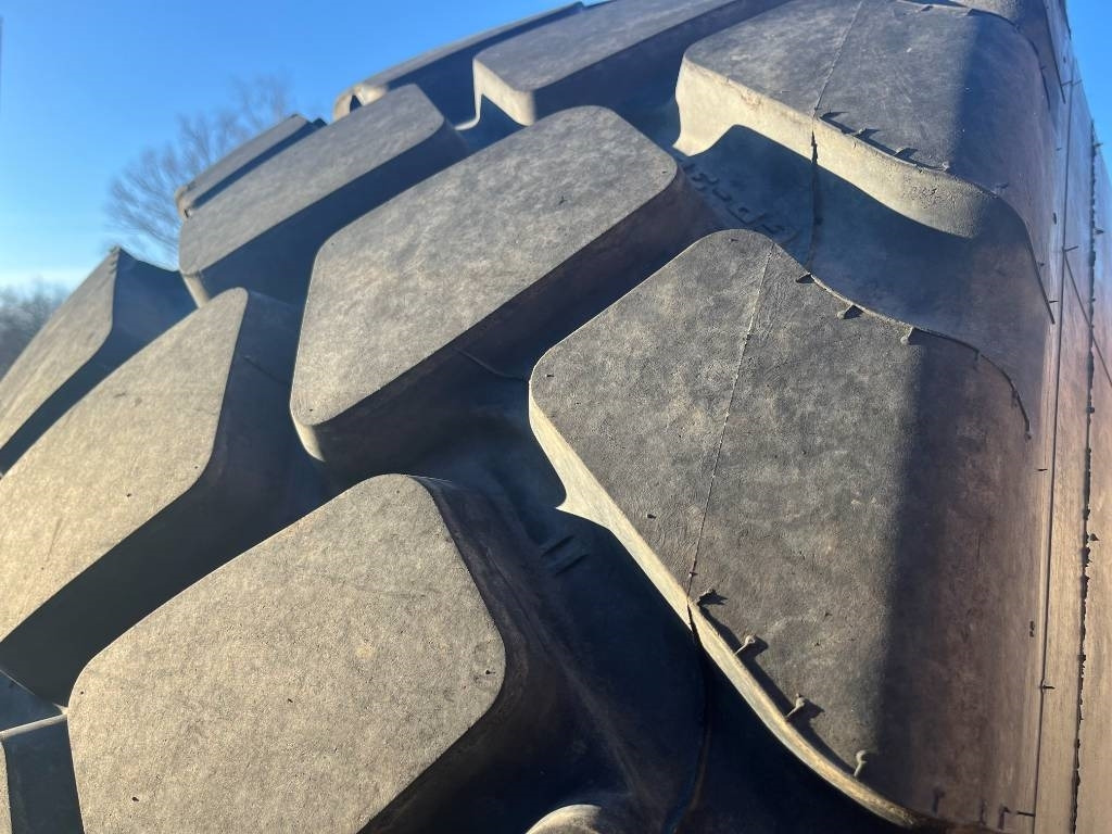 Goodyear Volvo L150H L180H Wheels 26,5-R25 GP-3E - Шина для Строительной техники: фото 5 Goodyear Volvo L150H L180H Wheels 26,5-R25 GP-3E - Шина для Строительной техники: фото 5