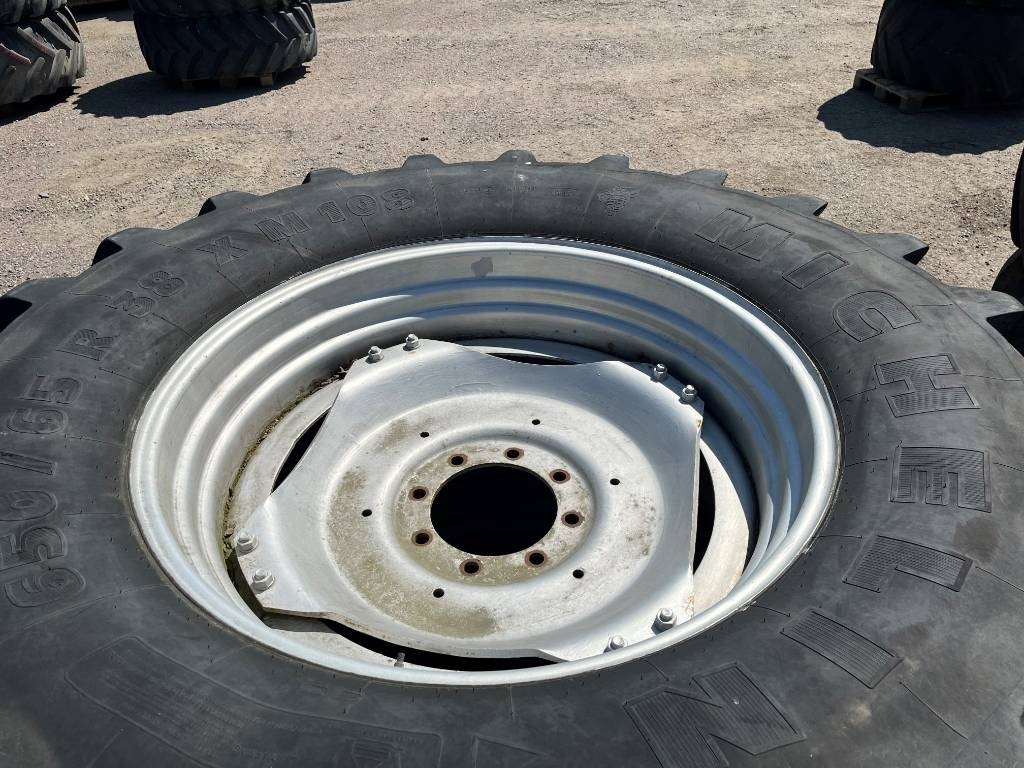 Michelin 650/65R38 till Case MX 135 - Шина для Сельскохозяйственной техники: фото 3 Michelin 650/65R38 till Case MX 135 - Шина для Сельскохозяйственной техники: фото 3