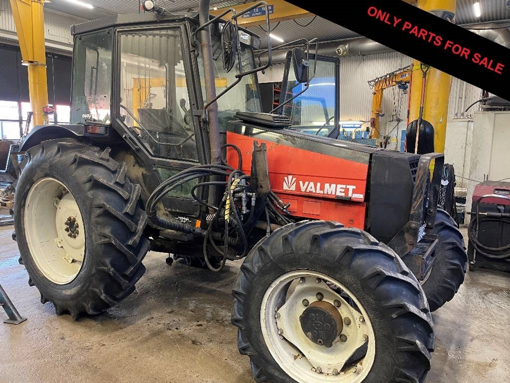 Valmet 665 Dismantled. Only spare parts - Трактор: фото 1 Valmet 665 Dismantled. Only spare parts - Трактор: фото 1