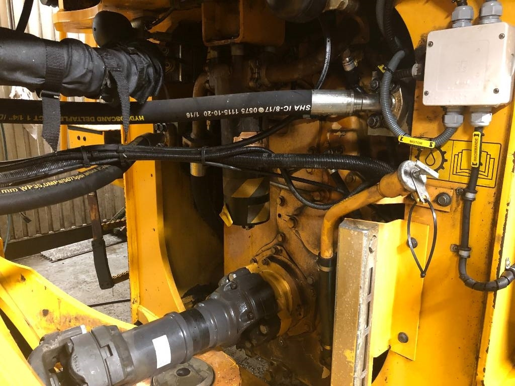 Колёсный погрузчик Volvo L 350 F Dismantled for parts: фото 10