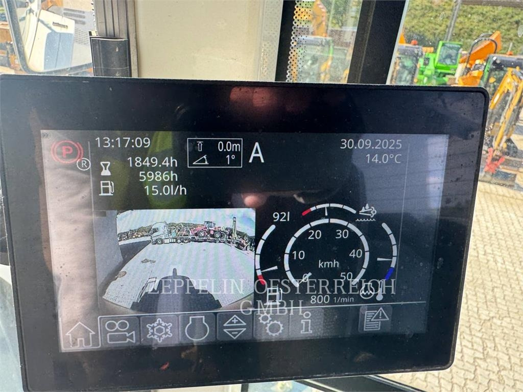 Liebherr L586 - Колёсный погрузчик: фото 5 Liebherr L586 - Колёсный погрузчик: фото 5