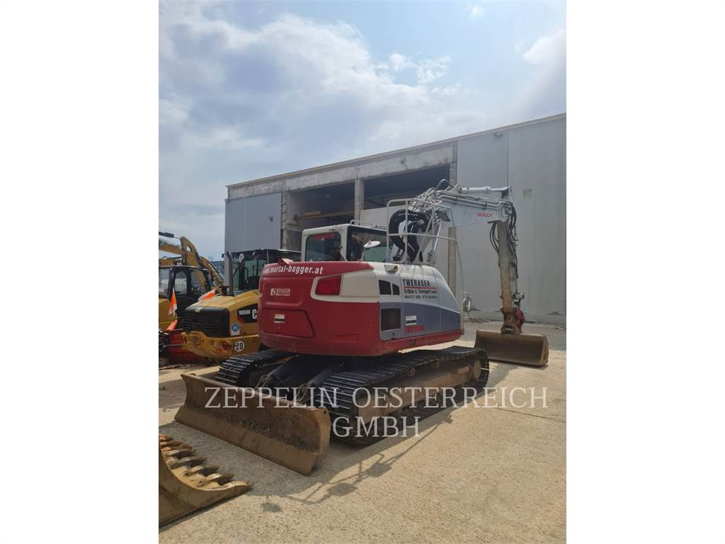 Takeuchi TB2150R - Гусеничный экскаватор: фото 3 Takeuchi TB2150R - Гусеничный экскаватор: фото 3