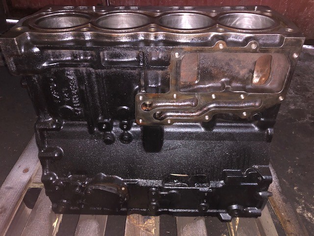 BLOK CYLINDRÓW Caterpillar C4.4 3711H26A/1 | PERKINS Blok silnika 1104D-44T 1104C-44T - Блок цилиндров для Строительной техники: фото 5 BLOK CYLINDRÓW Caterpillar C4.4 3711H26A/1 | PERKINS Blok silnika 1104D-44T 1104C-44T - Блок цилиндров для Строительной техники: фото 5