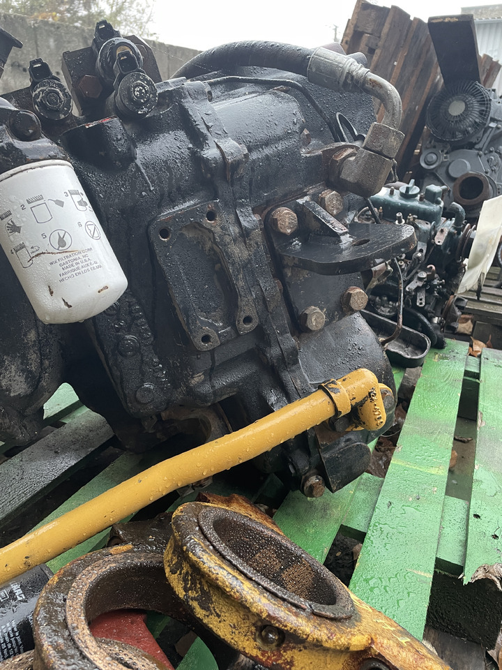 CAT Caterpillar 414E 416E 422E 428E - skrzynia biegów kompletna 271-2408 - Коробка передач для Сельскохозяйственной техники: фото 3 CAT Caterpillar 414E 416E 422E 428E - skrzynia biegów kompletna 271-2408 - Коробка передач для Сельскохозяйственной техники: фото 3