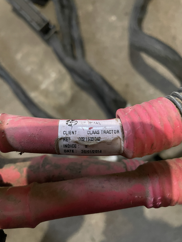 Claas Arion 550-520 650-620 - kabel wiązka elektryczna 0021503042 - Кабели/ Провода для Тракторов: фото 1 Claas Arion 550-520 650-620 - kabel wiązka elektryczna 0021503042 - Кабели/ Провода для Тракторов: фото 1