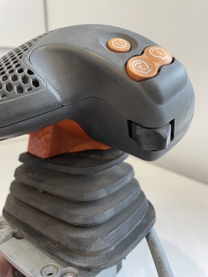 Claas Arion - joystick sterowanie 0011467450 - Кабина и интерьер для Сельскохозяйственной техники: фото 4 Claas Arion - joystick sterowanie 0011467450 - Кабина и интерьер для Сельскохозяйственной техники: фото 4