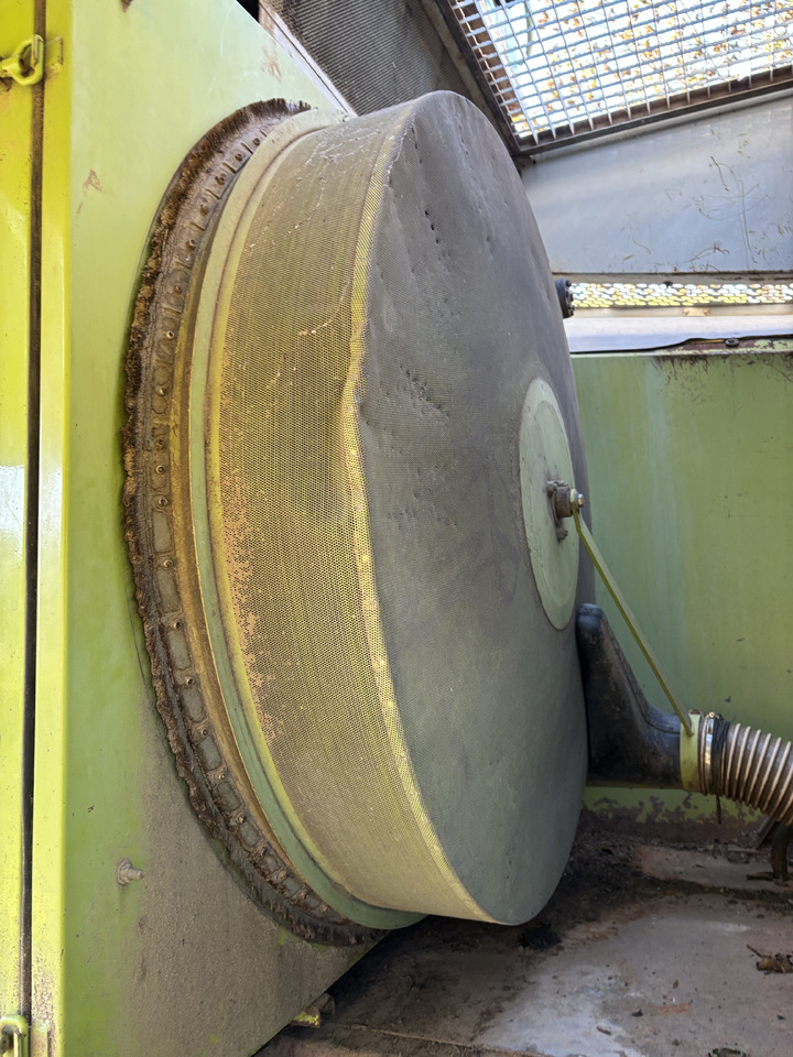 Claas Jaguar 820 840 860 Sprężarka Klimatyzacji 00 0625 999 1 0006259991 - Компрессор кондиционера для Сельскохозяйственной техники: фото 4 Claas Jaguar 820 840 860 Sprężarka Klimatyzacji 00 0625 999 1 0006259991 - Компрессор кондиционера для Сельскохозяйственной техники: фото 4