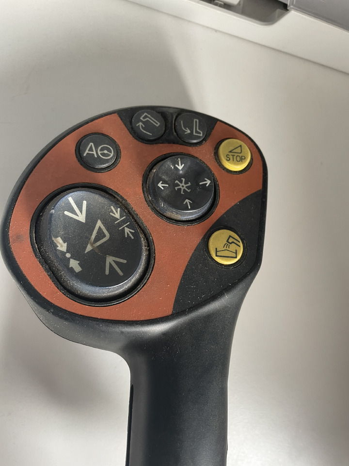 Claas Lexion 600 700 - joystick - Кабина и интерьер для Сельскохозяйственной техники: фото 1 Claas Lexion 600 700 - joystick - Кабина и интерьер для Сельскохозяйственной техники: фото 1