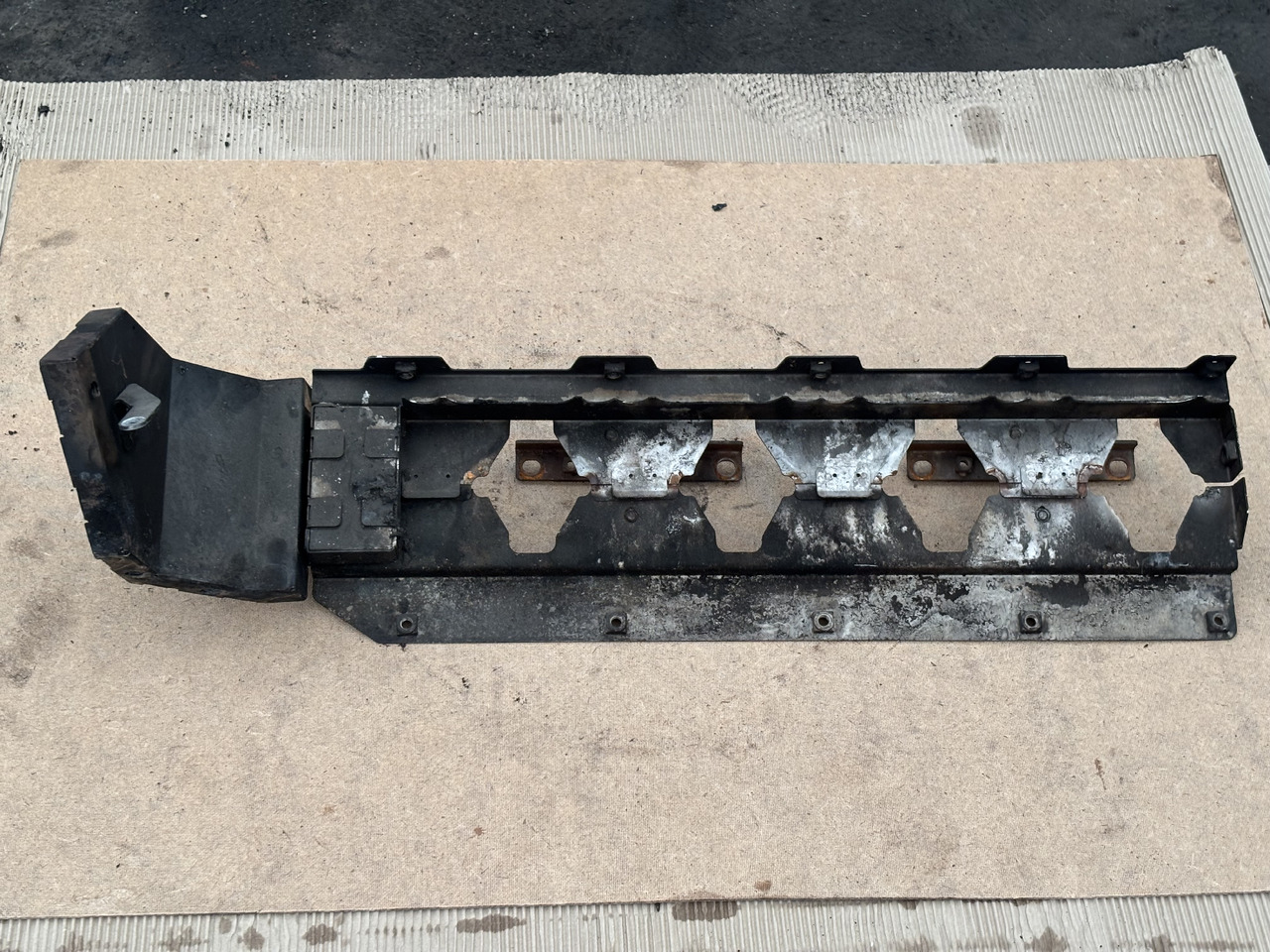 Claas Lexion 780 Izolacja Silnika Pokrywa Maska Obudowa Tylna 00 0781 205 0 0007812050 - Капот для Зерноуборочных комбайнов: фото 3 Claas Lexion 780 Izolacja Silnika Pokrywa Maska Obudowa Tylna 00 0781 205 0 0007812050 - Капот для Зерноуборочных комбайнов: фото 3