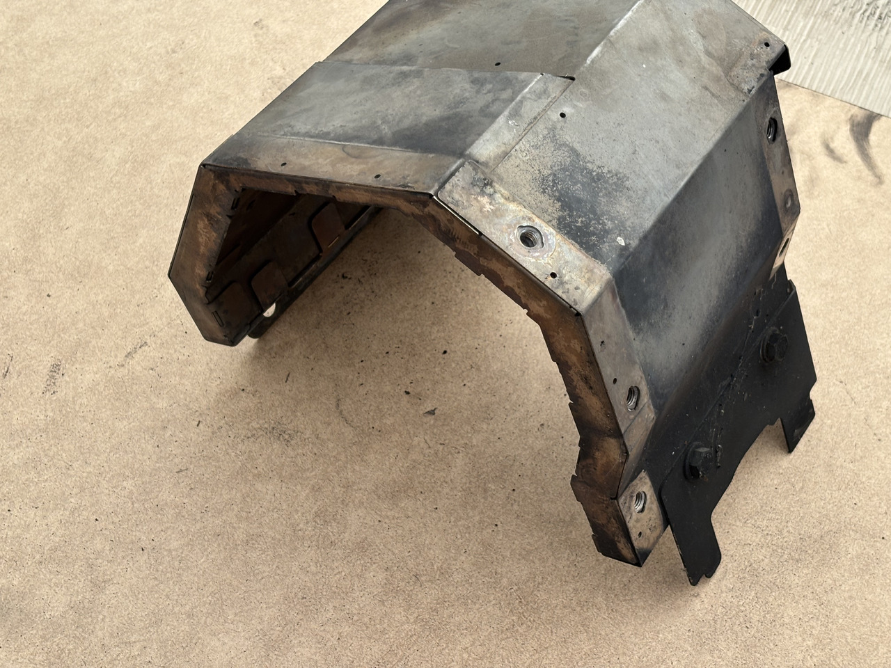 Claas Lexion 780 Osłona Obudowa Maska 00 0781 219 0 00 0781 226 0 0007812190 0007812260 - Капот для Зерноуборочных комбайнов: фото 3 Claas Lexion 780 Osłona Obudowa Maska 00 0781 219 0 00 0781 226 0 0007812190 0007812260 - Капот для Зерноуборочных комбайнов: фото 3