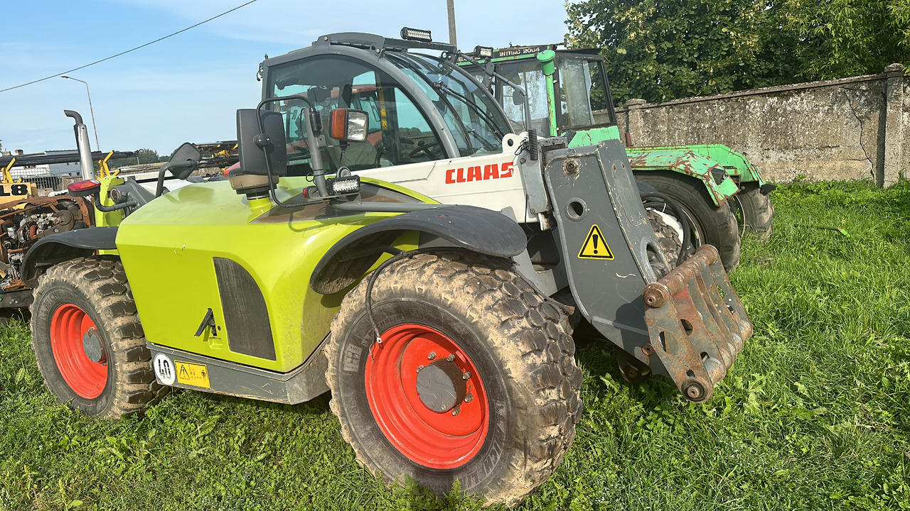 Claas Scorpion Karetka adapter nośnik narzędzi - Сцепное устройство для Сельскохозяйственной техники: фото 4 Claas Scorpion Karetka adapter nośnik narzędzi - Сцепное устройство для Сельскохозяйственной техники: фото 4