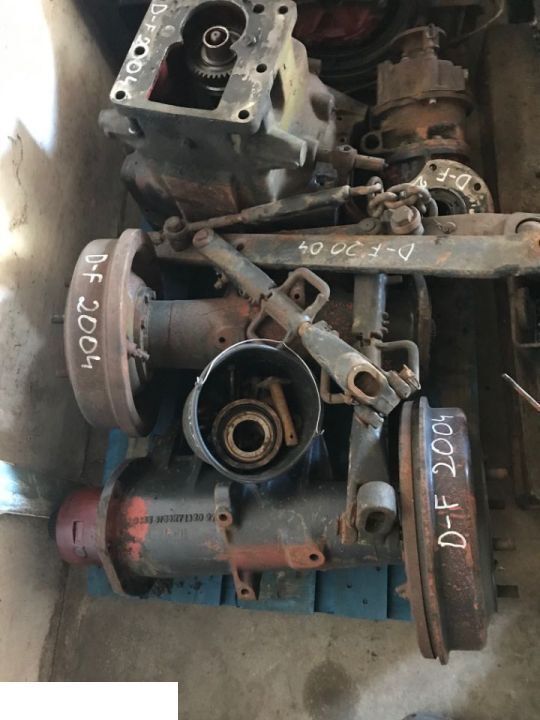 Deutz Fahr Intrac 2004 - Skrzynia - Коробка передач и запчасти для Сельскохозяйственной техники: фото 2 Deutz Fahr Intrac 2004 - Skrzynia - Коробка передач и запчасти для Сельскохозяйственной техники: фото 2