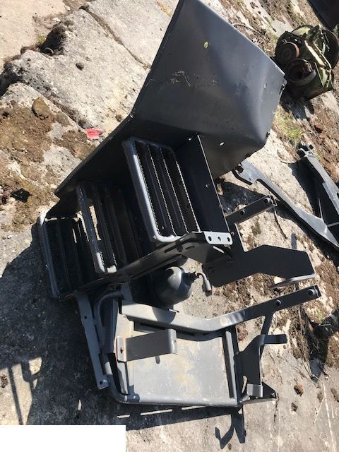 Fendt - Stopnica Stopnie - Боковая подножка для Сельскохозяйственной техники: фото 1 Fendt - Stopnica Stopnie - Боковая подножка для Сельскохозяйственной техники: фото 1